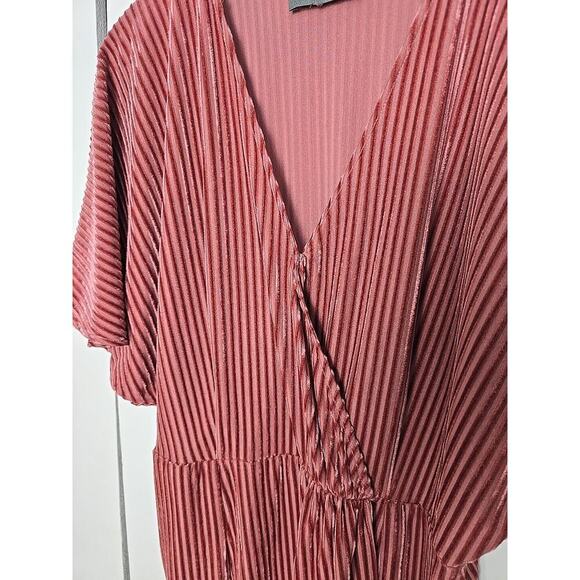 Sunday in Brooklyn Anthro Pink Rose Plisse Velvet Romantic Feminine Dress Medium - Picture 7 of 13